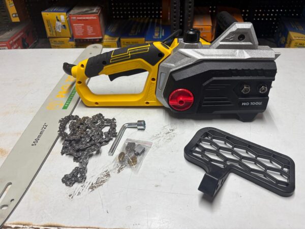 Pro tools 22” electric chainsaw (2200W)
