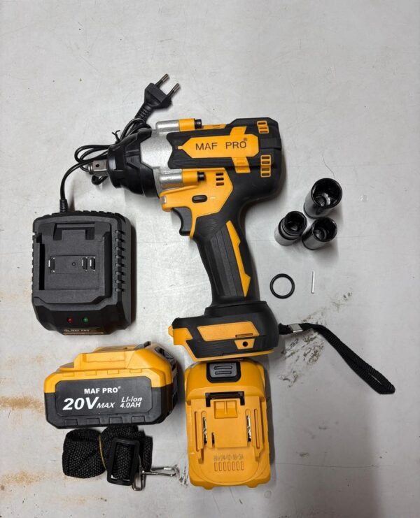 Cordless impact wrinch 550NM torque 20v 4AMP
