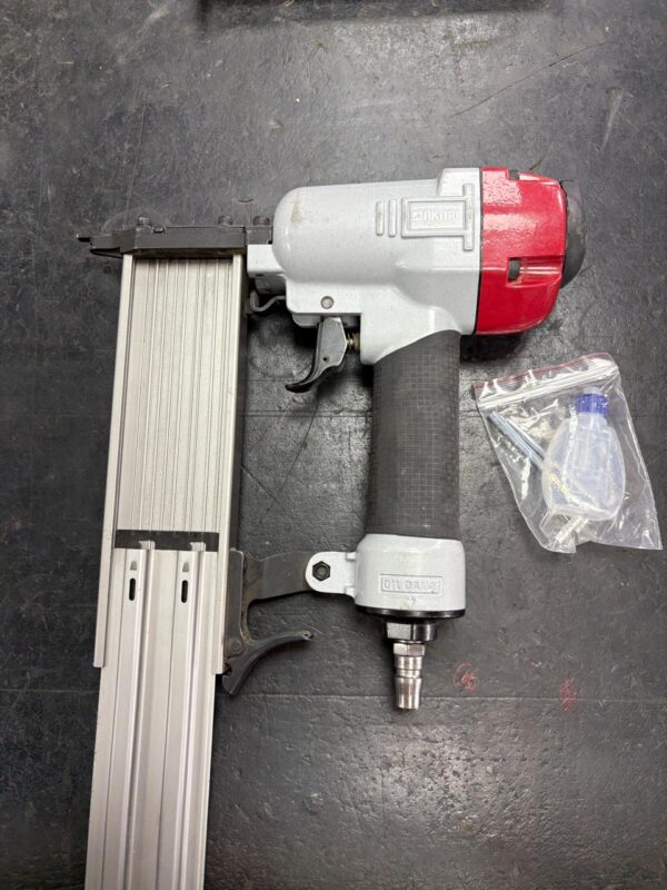 Akari F-50 nail gun (nail capacity upto-2”)